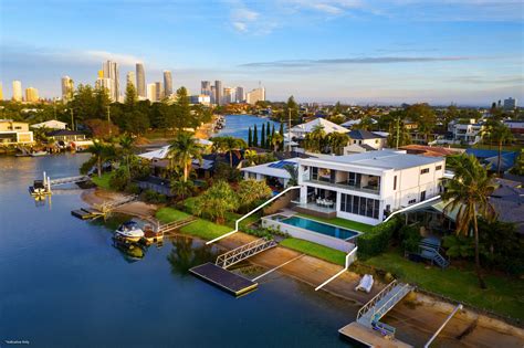 for sale broadbeach qld.